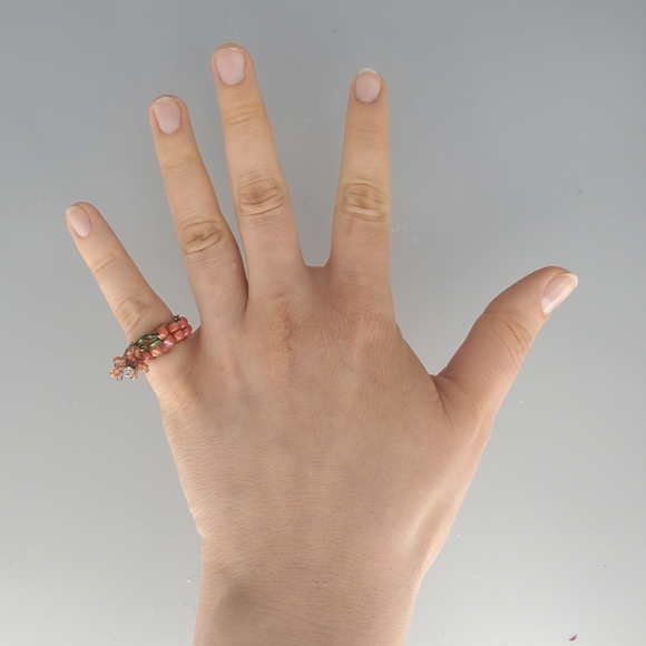 Rose Flower Beaded Ring - Picture 2 of 9